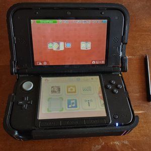 Nintendo 3DS XL